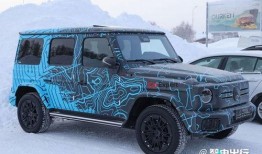 奔驰电车爆料视频最新版,揭秘性能与设计革新亮点